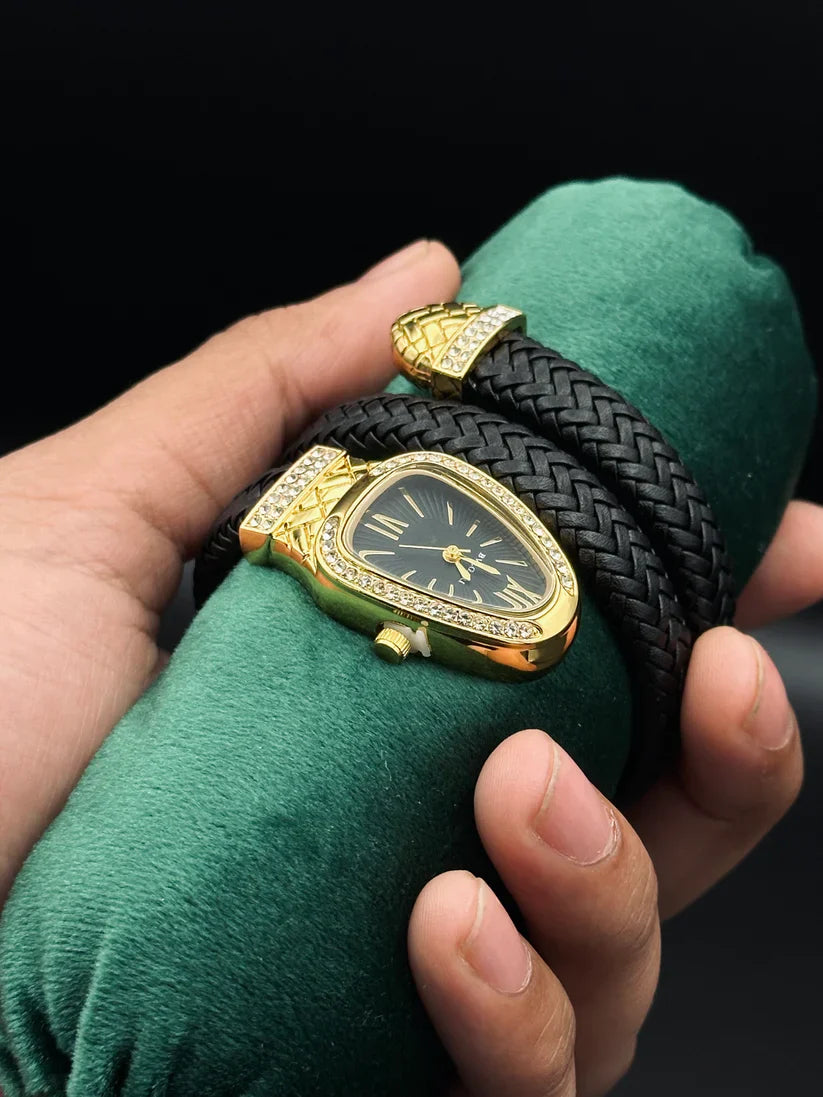 Ladies Snake Watch (Leather-Straps)